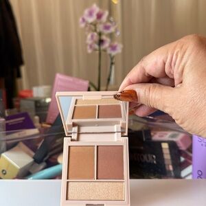 Contour Compact Powder